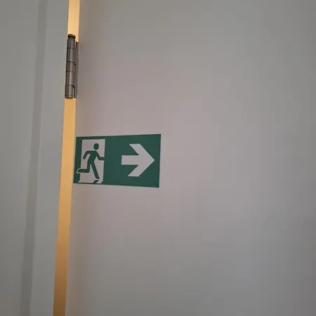 Lange Geer Konukevi Delft